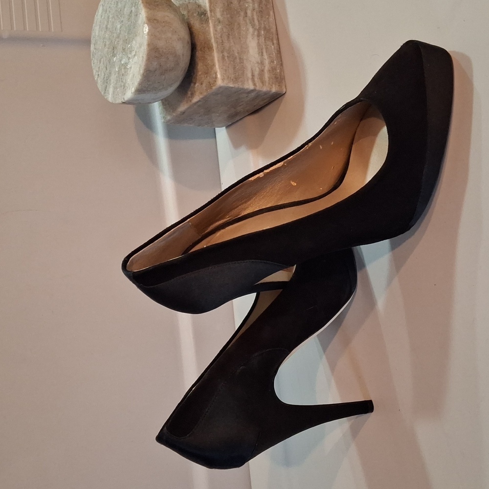 Colin Stuart Heels - image 1